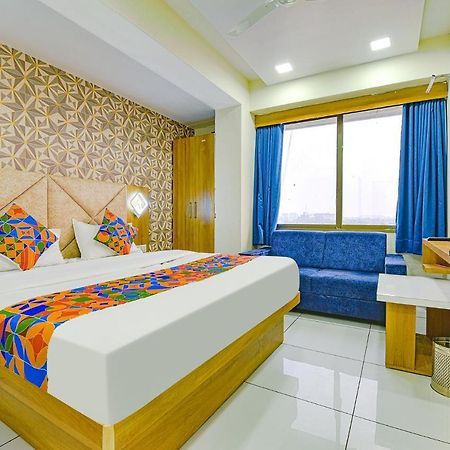 Fabhotel New York Batwa Bagian luar foto