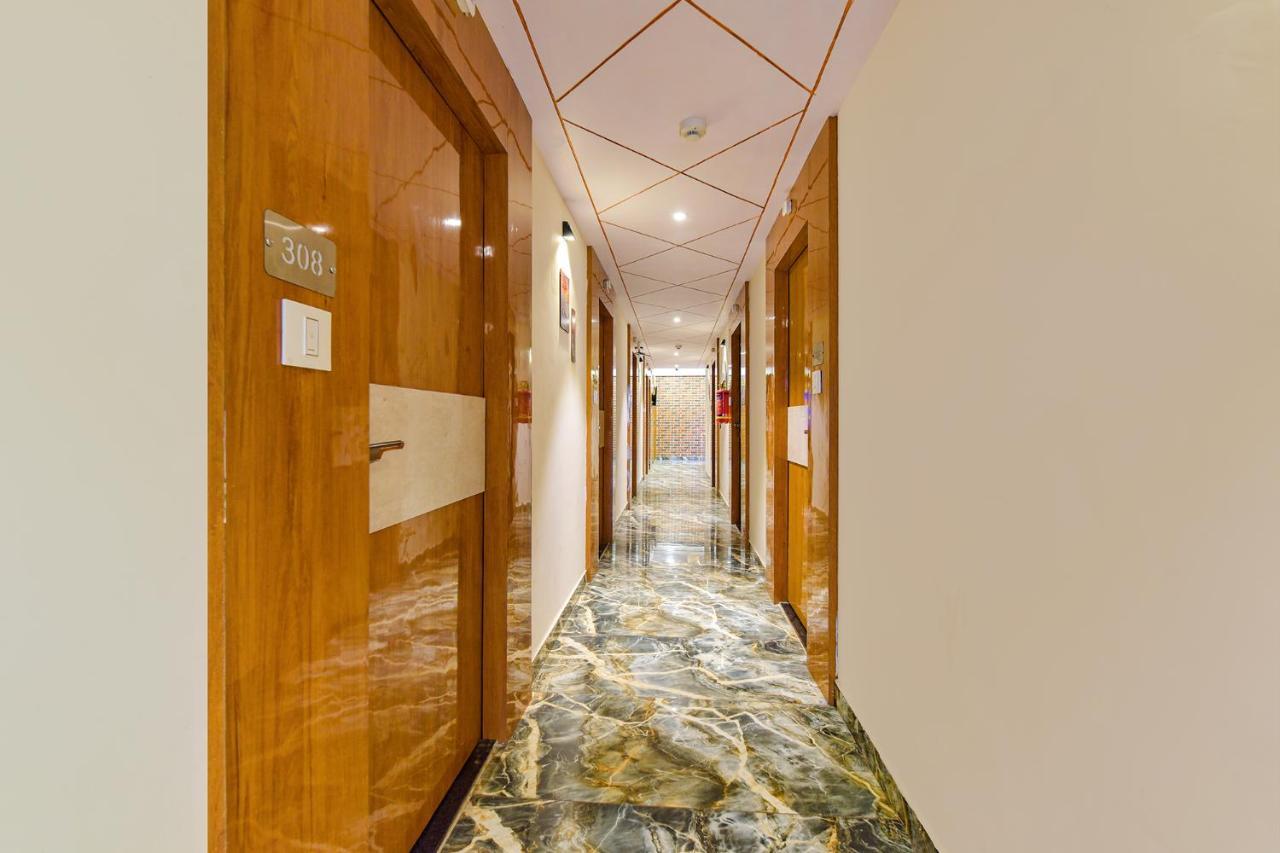 Fabhotel New York Batwa Bagian luar foto