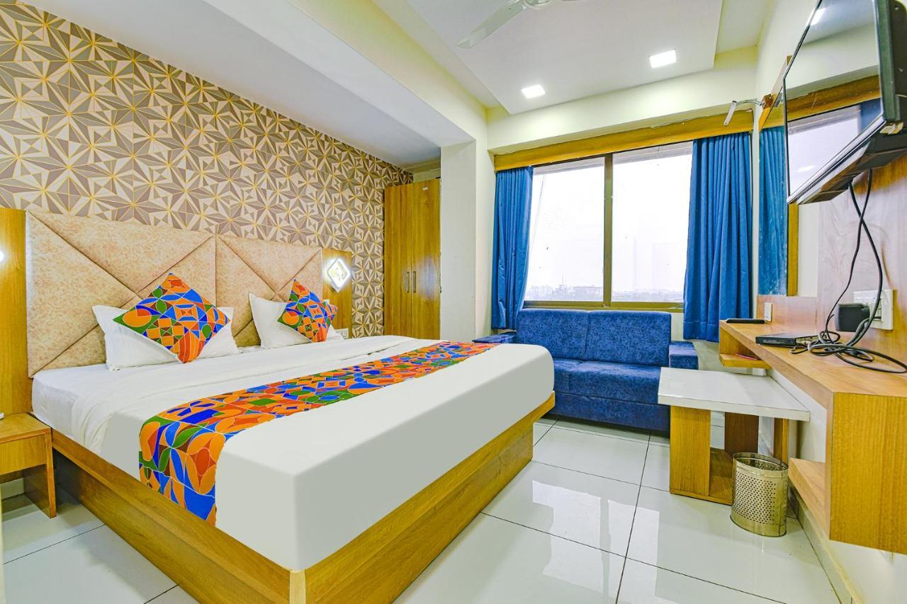 Fabhotel New York Batwa Bagian luar foto