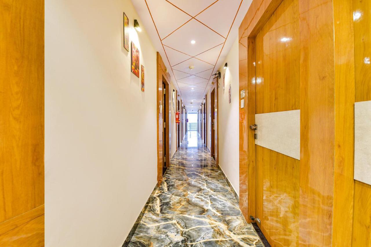 Fabhotel New York Batwa Bagian luar foto
