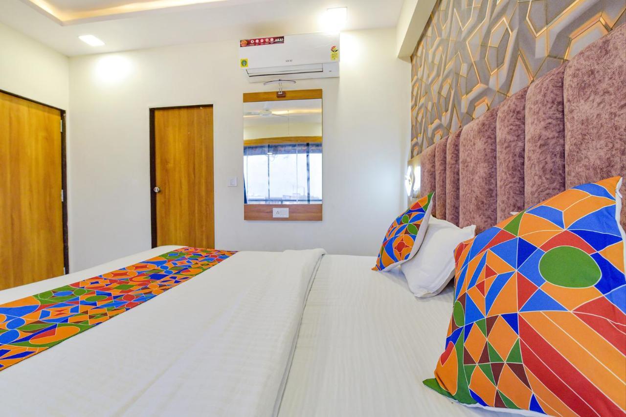 Fabhotel New York Batwa Bagian luar foto
